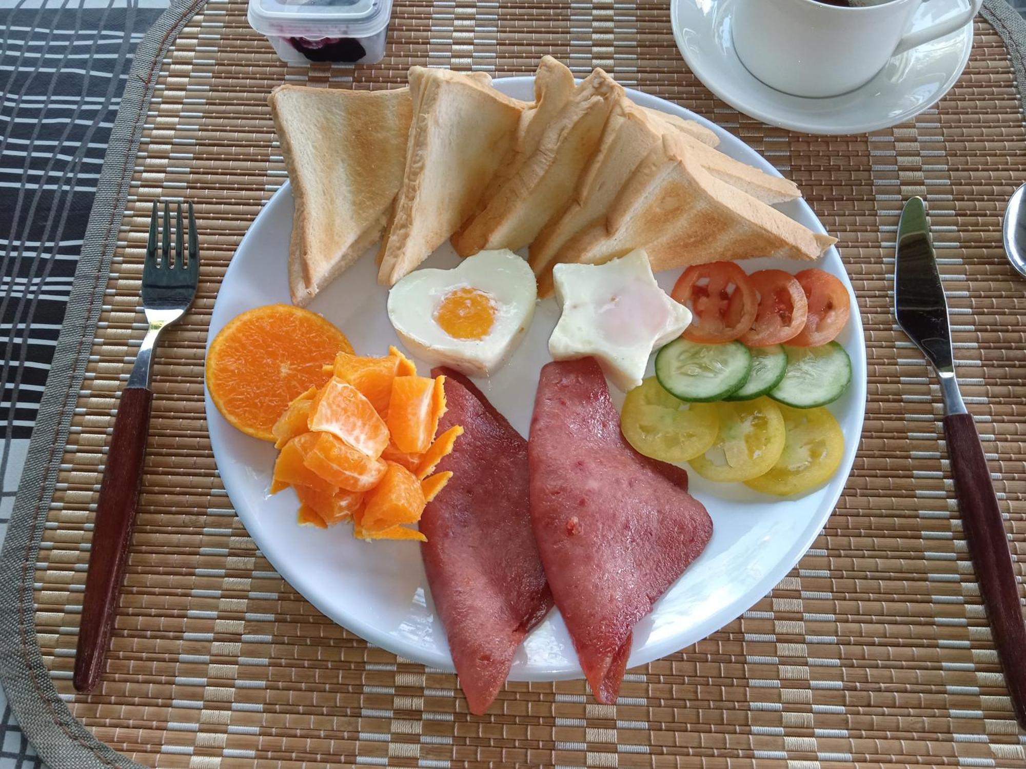 Bed and Breakfast Sarah'S Garden Bnb & Spa Clarin  Экстерьер фото